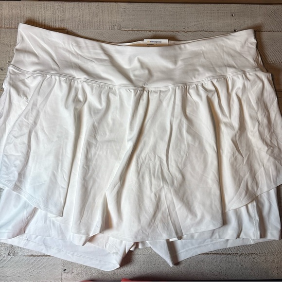 Old Navy Women's High Rise Powersoft Skort Go-Dry 4X White NWT! - Picture 4 of 16